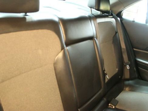 Used 2016 Chevrolet Malibu LT image 14