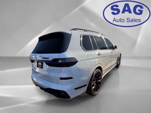 Used 2020 BMW X7 M50i AWD/4WD image 3