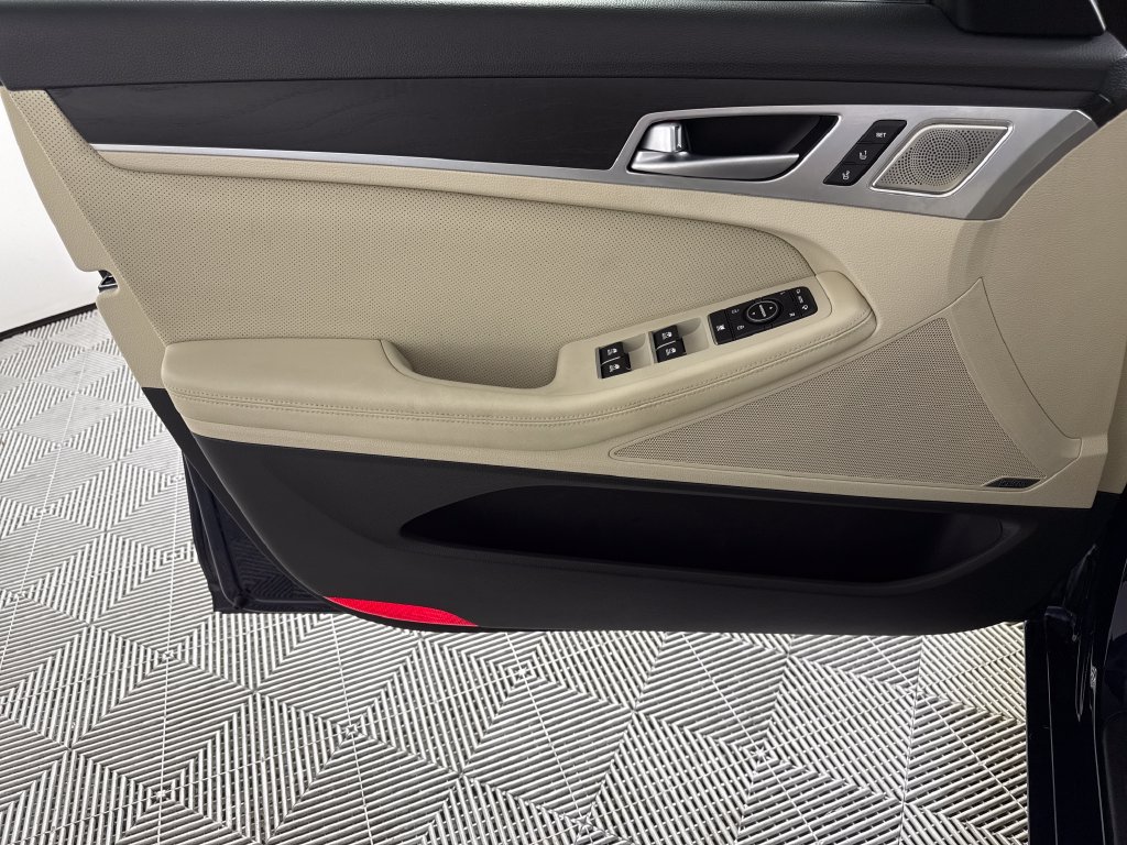 Used 2019 Genesis G80 3.8 w/ Ultimate Package 03 RWD image 10
