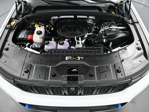 Used 2025 Jeep Grand Cherokee Limited 4xe image 13