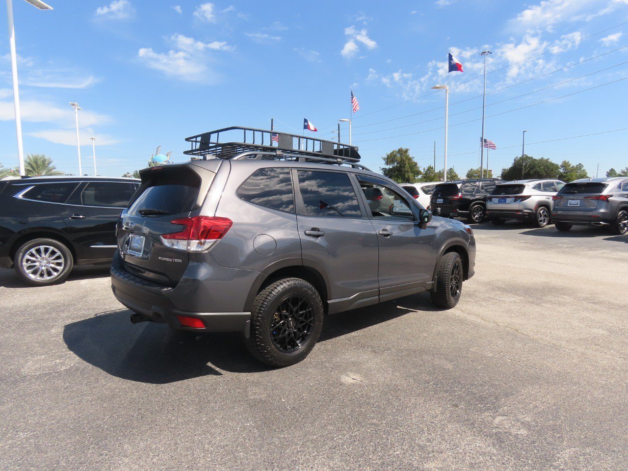 Used 2022 Subaru Forester Premium w/ Popular Package #1 AWD/4WD image 11