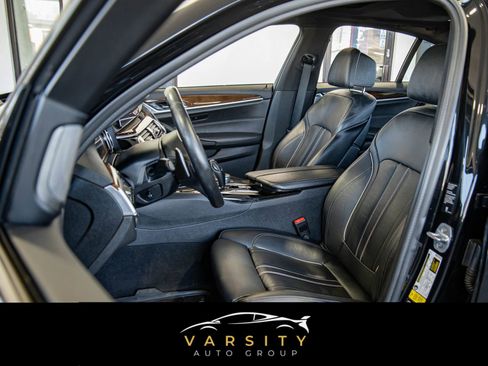 Used 2019 BMW 540i xDrive w/ M Sport Package AWD/4WD image 11