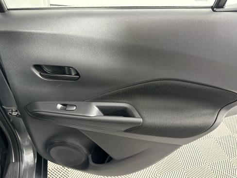 Used 2021 Nissan Kicks S FWD image 26