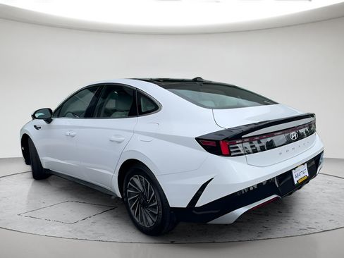 Used 2026 Hyundai Sonata SEL FWD image 16