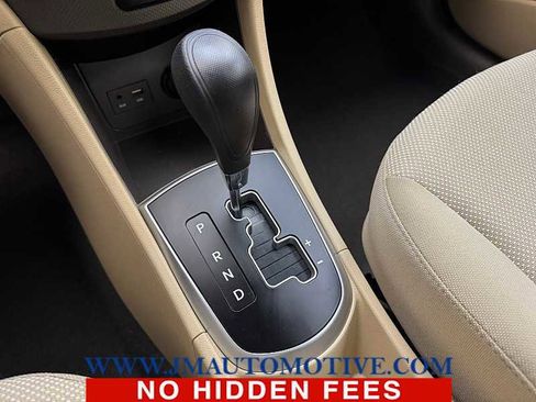 Used 2014 Hyundai Accent GLS image 26