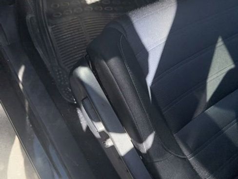 Used 2017 Honda CR-V EX image 8