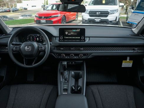 New 2025 Honda Accord SE image 12