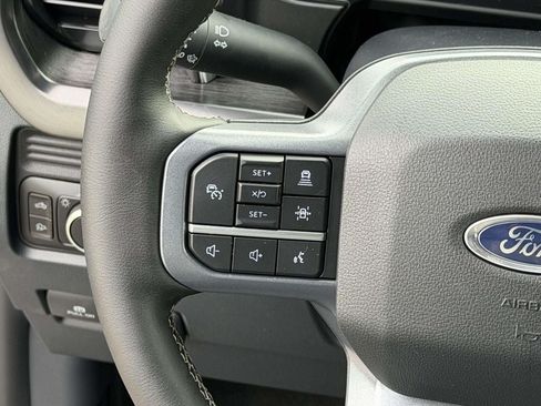 New 2026 Ford F250 Lariat w/ Lariat Premium Package AWD/4WD image 16