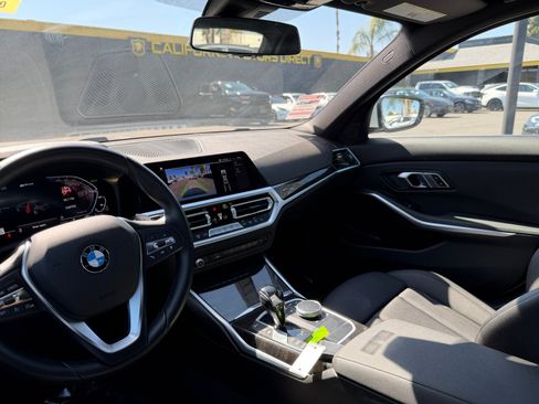 Used 2021 BMW 330e w/ Driving Assistance Package RWD image 17