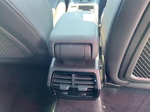 New 2025 Audi Q3 2.0T Premium image 15