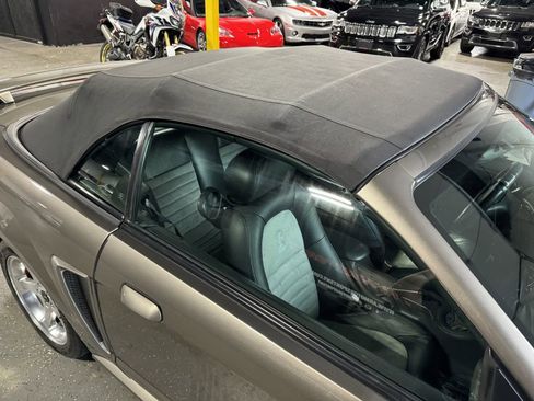 Used 2001 Ford Mustang Cobra image 24