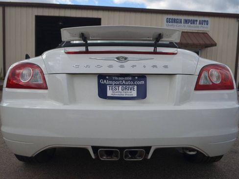 Used 2005 Chrysler Crossfire Limited image 8