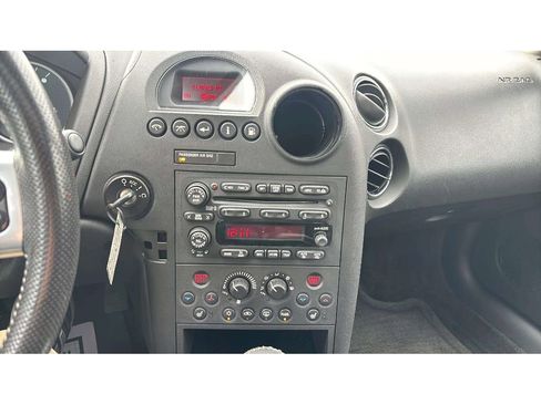 Used 2006 Pontiac Grand Prix w/ Sun And Sound Package image 17