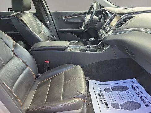 Used 2018 Chevrolet Impala Premier FWD image 12