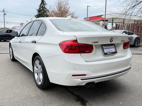 Used 2017 BMW 330i xDrive Sedan AWD/4WD image 8