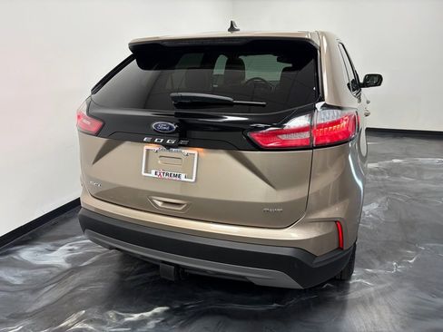 Used 2021 Ford Edge SEL w/ Convenience Package image 6