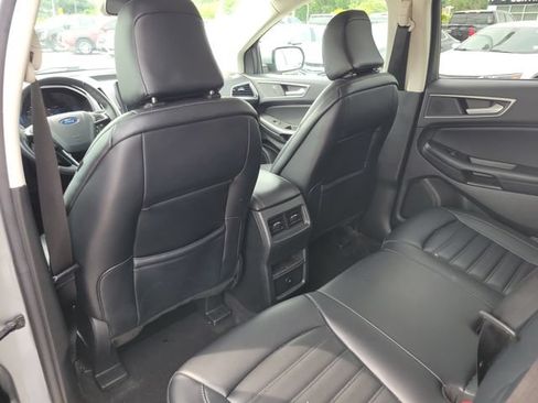 Used 2024 Ford Edge SEL AWD/4WD image 13