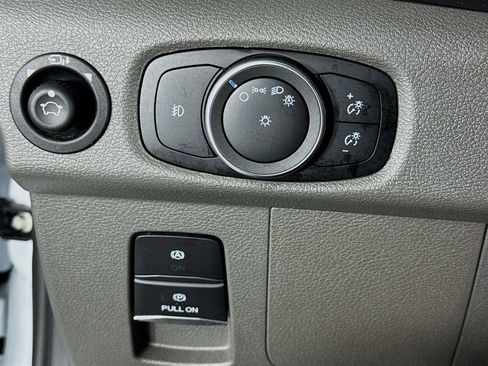 Used 2023 Ford Transit 350 XLT image 14