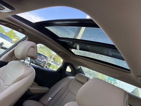 Used 2016 Hyundai Azera Limited FWD image 32