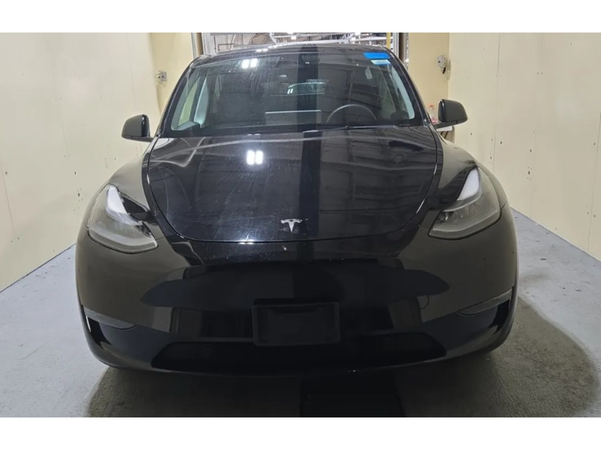 Used 2023 Tesla Model Y Long Range AWD/4WD image 2
