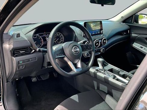 Certified 2024 Nissan Sentra SV FWD image 17