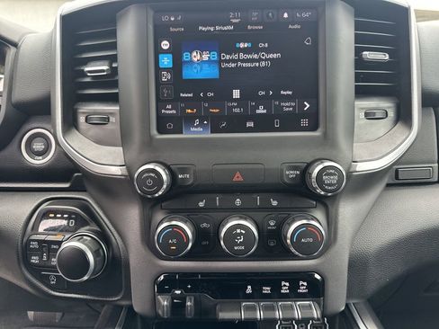 Used 2023 RAM 1500 Big Horn AWD/4WD image 29