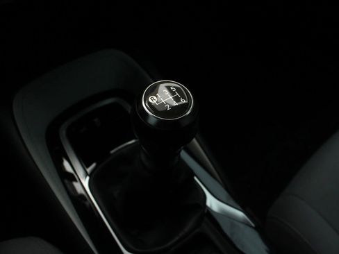 Used 2020 Toyota Corolla SE FWD image 28