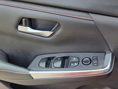 Used 2024 Nissan Sentra SR FWD image 30
