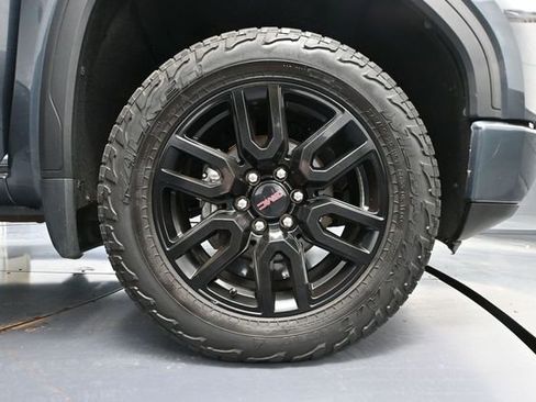 Used 2022 GMC Sierra 1500 Elevation AWD/4WD image 17