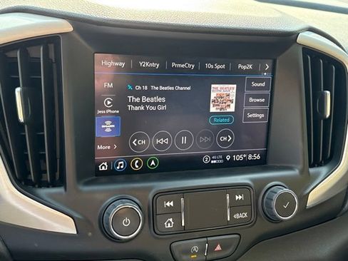 Used 2023 GMC Terrain Denali w/ Denali Premium Package AWD/4WD image 17