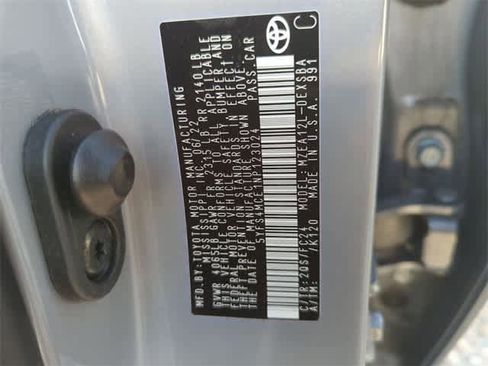 Used 2022 Toyota Corolla SE w/ Carpet Mat Package (TMS) image 32