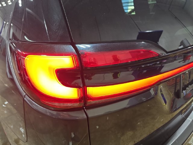 Used 2023 Chrysler Pacifica Touring-L FWD image 36