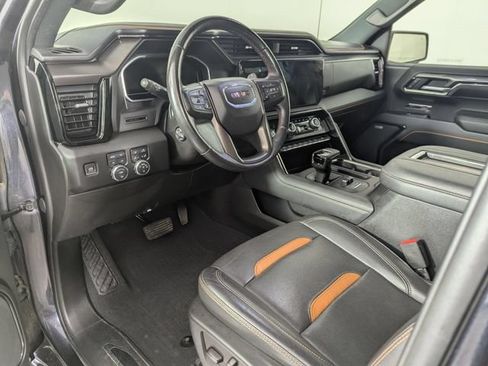 Used 2022 GMC Sierra 1500 AT4 w/ AT4 Premium Package AWD/4WD image 11