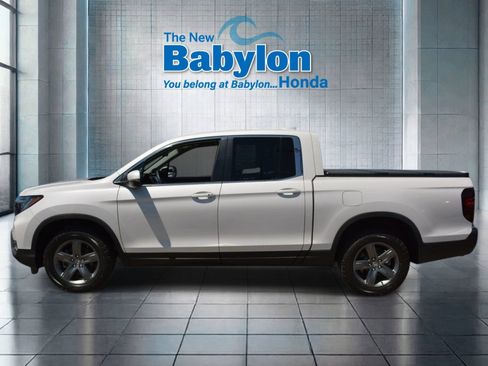 Used 2023 Honda Ridgeline RTL image 2