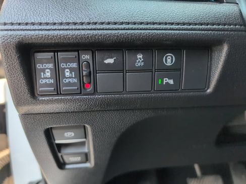 Used 2024 Honda Odyssey Elite image 13