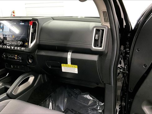New 2026 Nissan Frontier SV AWD/4WD image 37