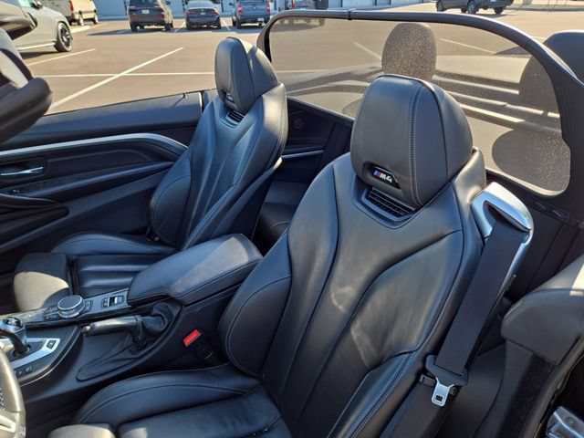 Used 2018 BMW M4 Convertible RWD image 24