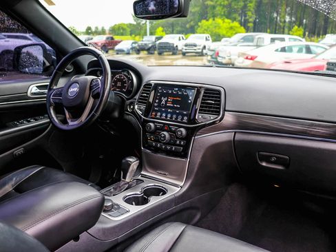 Used 2021 Jeep Grand Cherokee Limited AWD/4WD image 10