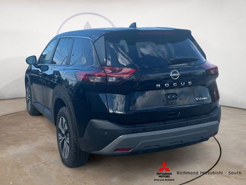 Used 2023 Nissan Rogue SV AWD/4WD image 5