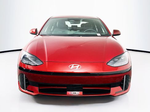 Used 2024 Hyundai Ioniq 6 SEL image 2