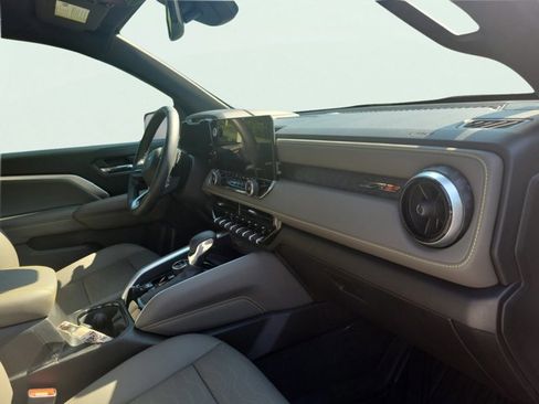 Used 2026 Chevrolet Colorado ZR2 AWD/4WD image 19