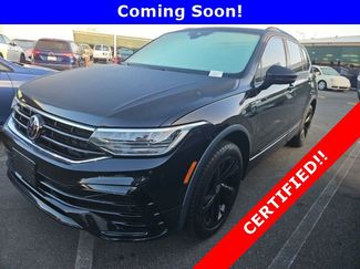 Used 2024 Volkswagen Tiguan SE R-Line FWD video 1