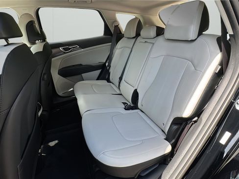 New 2026 Kia Sportage EX FWD image 11
