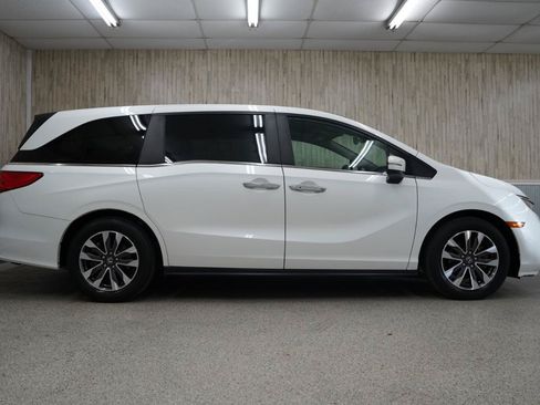 Used 2022 Honda Odyssey EX-L image 6