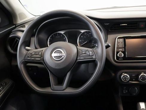 New 2025 Nissan Kicks Play S image 11