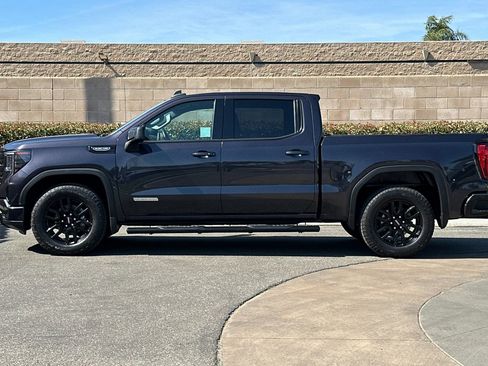 Used 2022 GMC Sierra 1500 Elevation RWD image 7