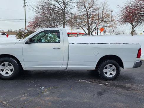 Used 2010 Dodge Ram 1500 Truck SLT image 3