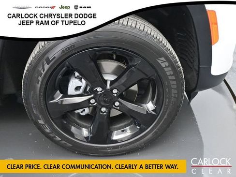 New 2025 Jeep Grand Cherokee Altitude image 56