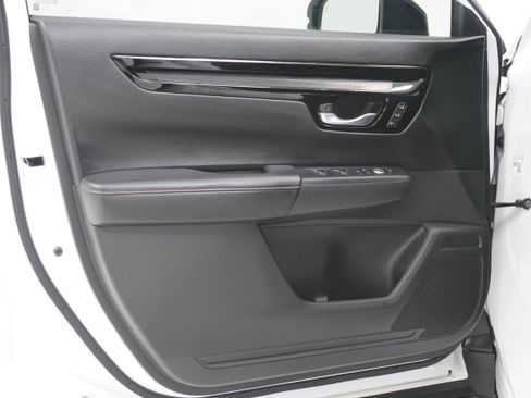 Used 2024 Honda CR-V Sport Touring image 12