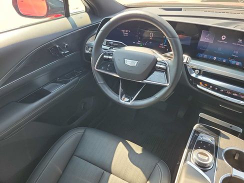 Used 2024 Cadillac Lyriq Luxury w/ LPO, Floor Liner Package RWD image 23